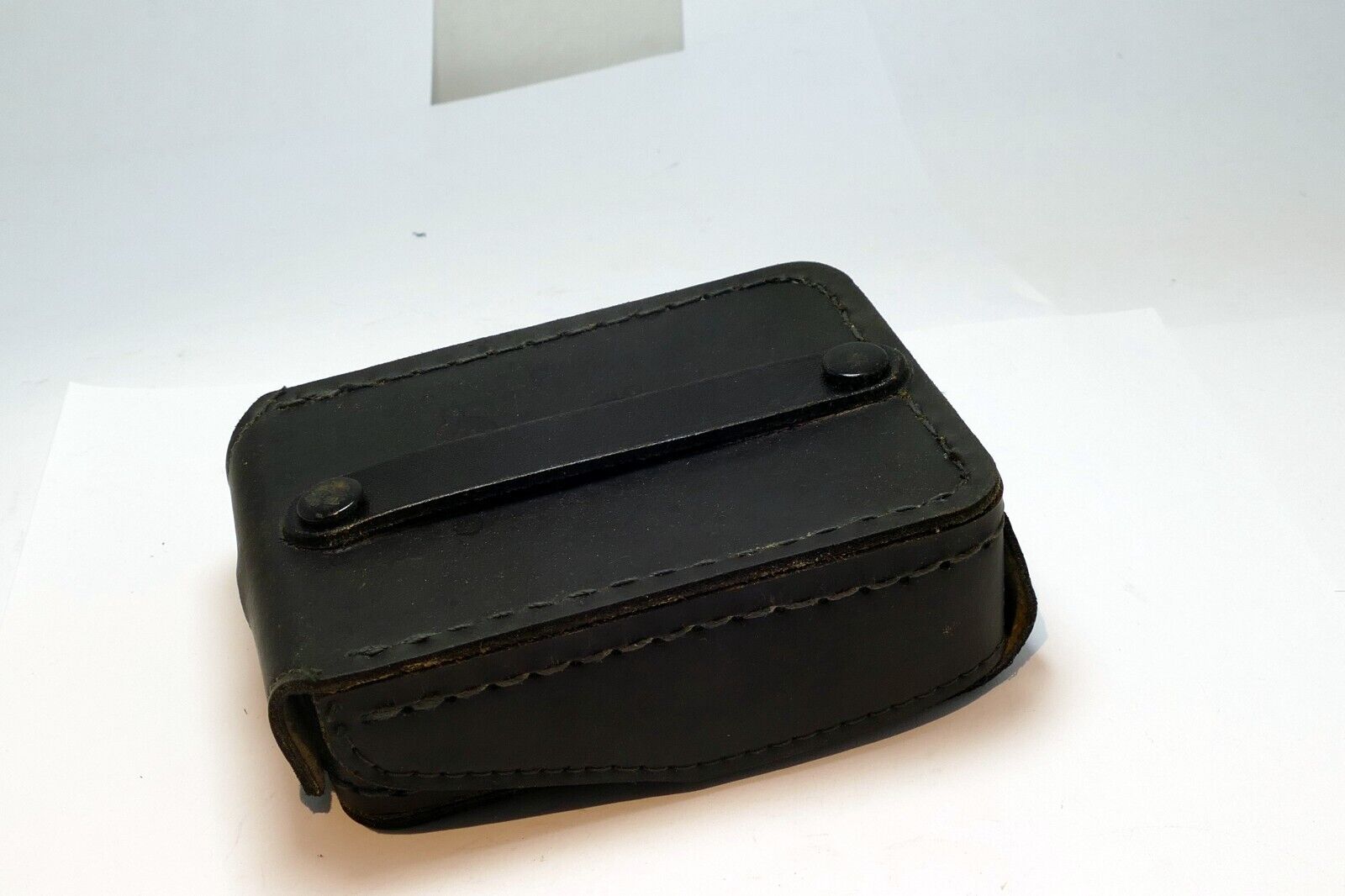 Leather soft pouch case for Quantum Instruments Calcu-Flash Digital Flash Meter