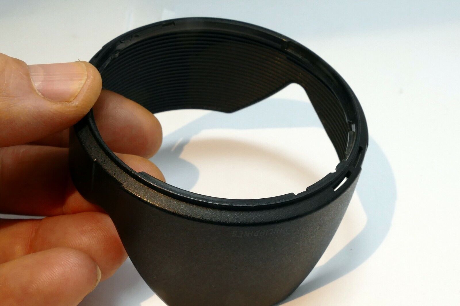 Tamron AD06 Plastic Lens Hood Shade for 18-200mm f3.5-5.6 Di II LD Genuine OEM
