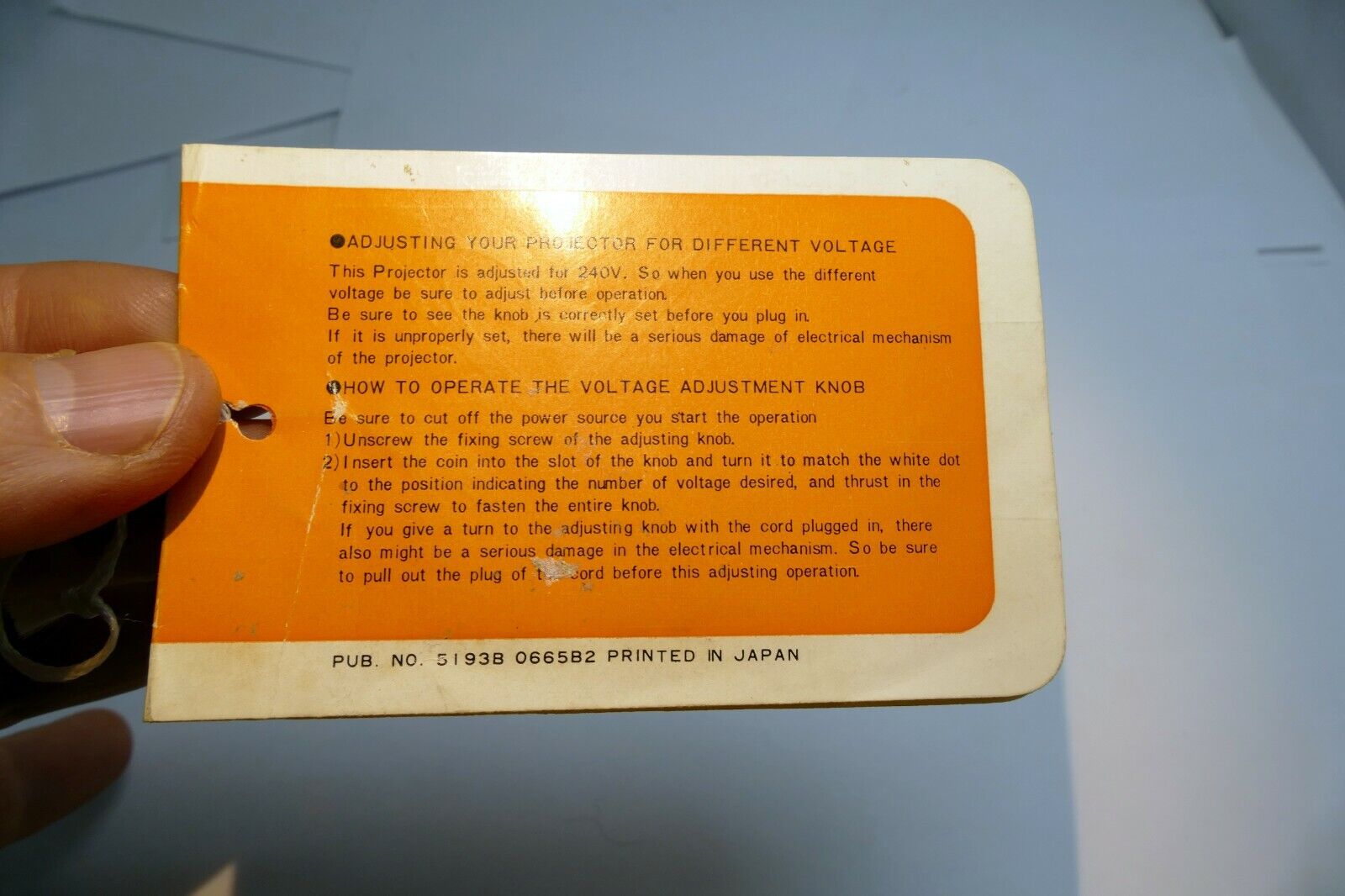 Instruction Card for projector 240 volts