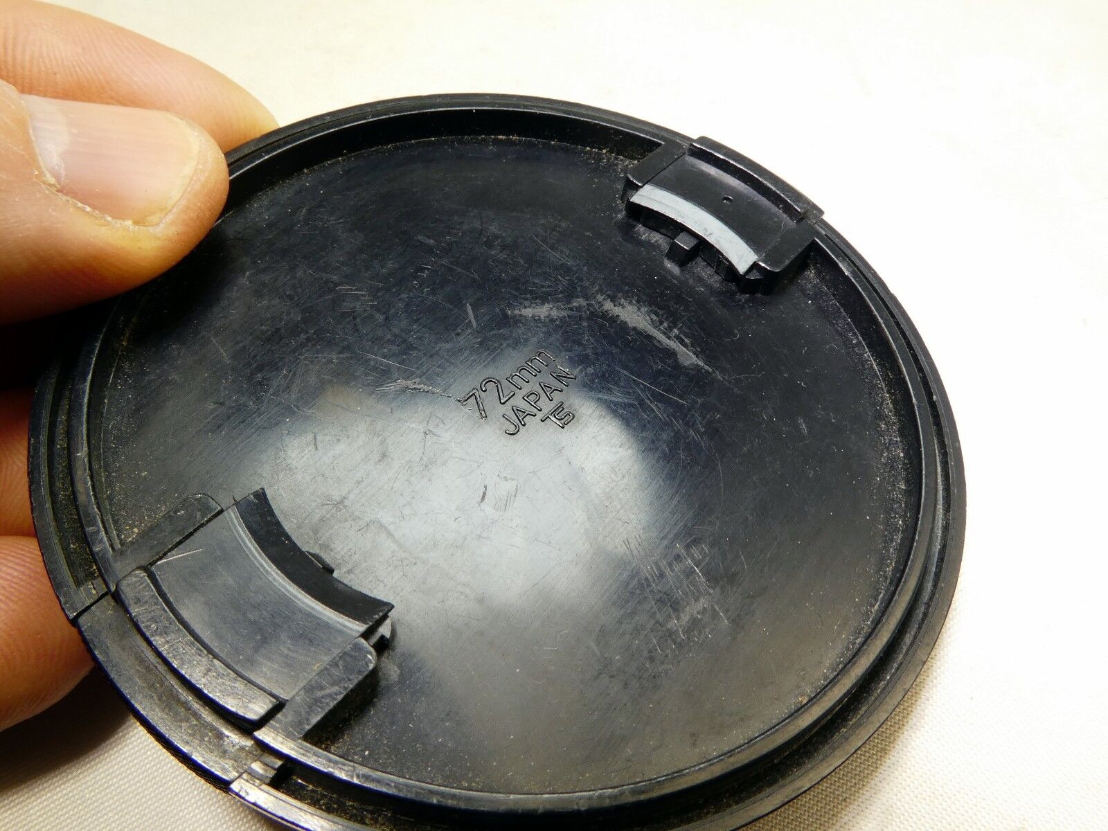 Makinon 72mm Lens Front Cap snap on type 28-80mm