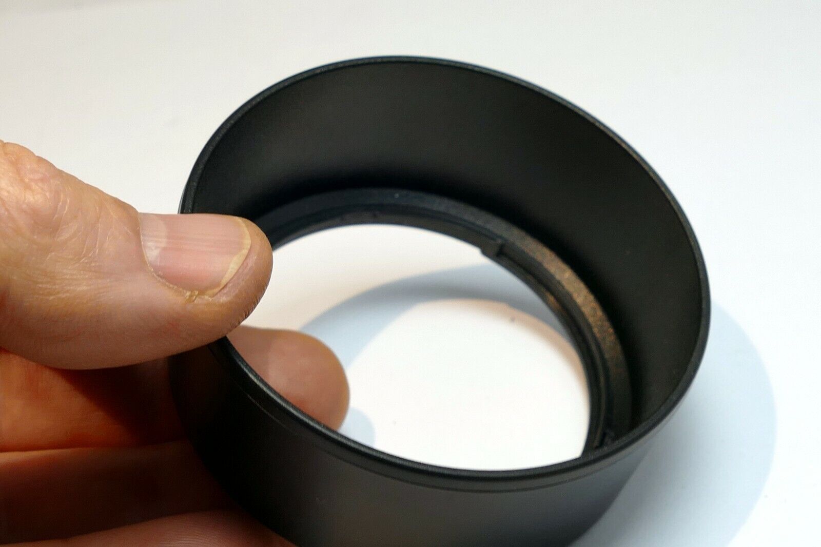 55mm ID Lens Hood Shade for unknown lens plastic twist on type