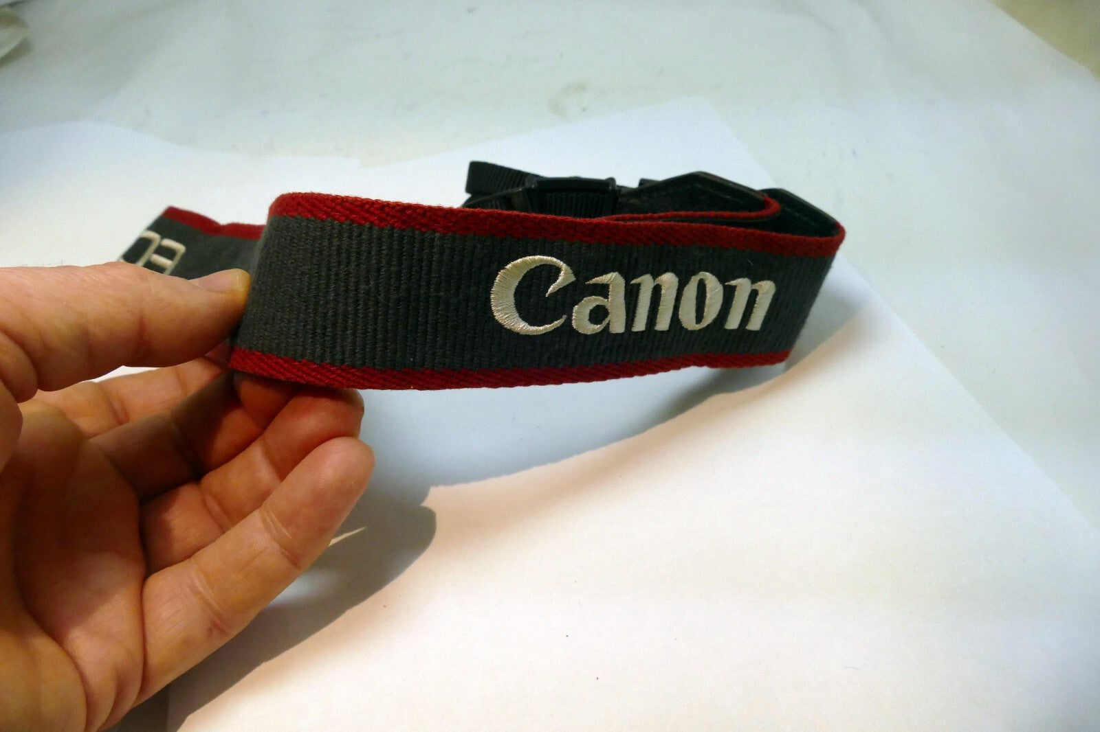 Canon EOS Digital Rebel Camera Neck Shoulder Strap Gray/Red - Genuine