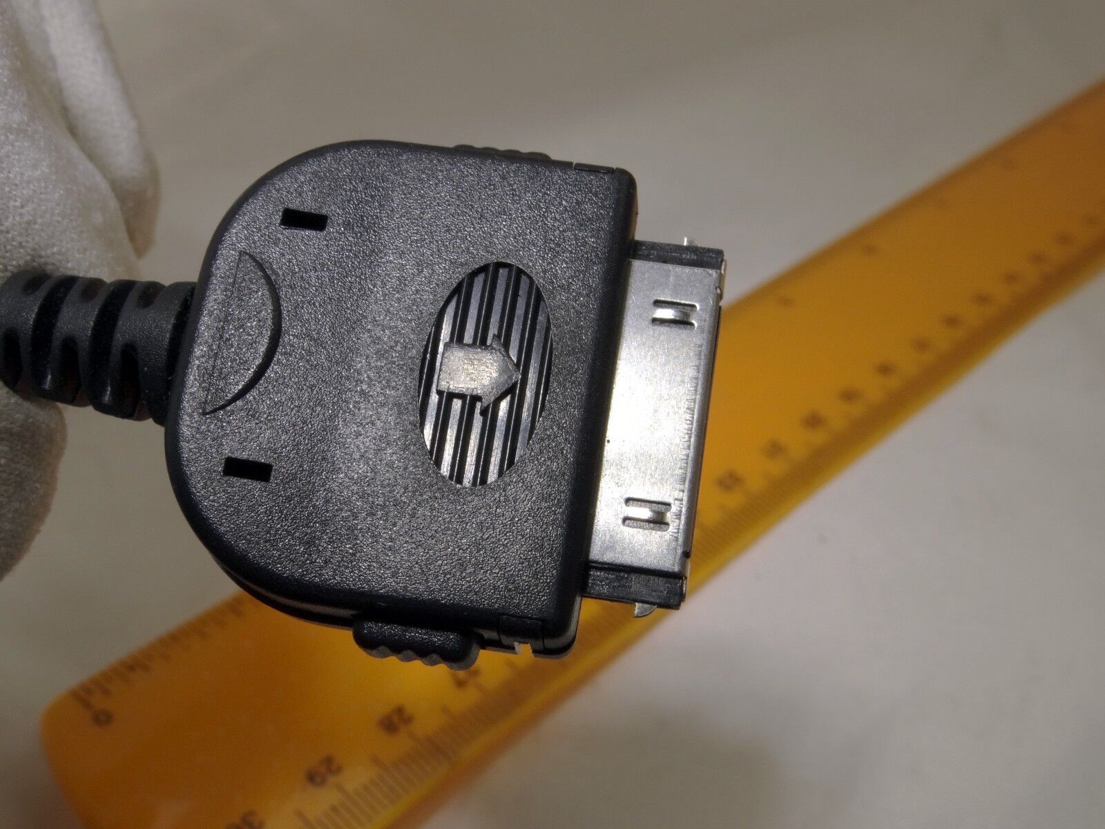 Data Charge Cable camera Apple 4" long 