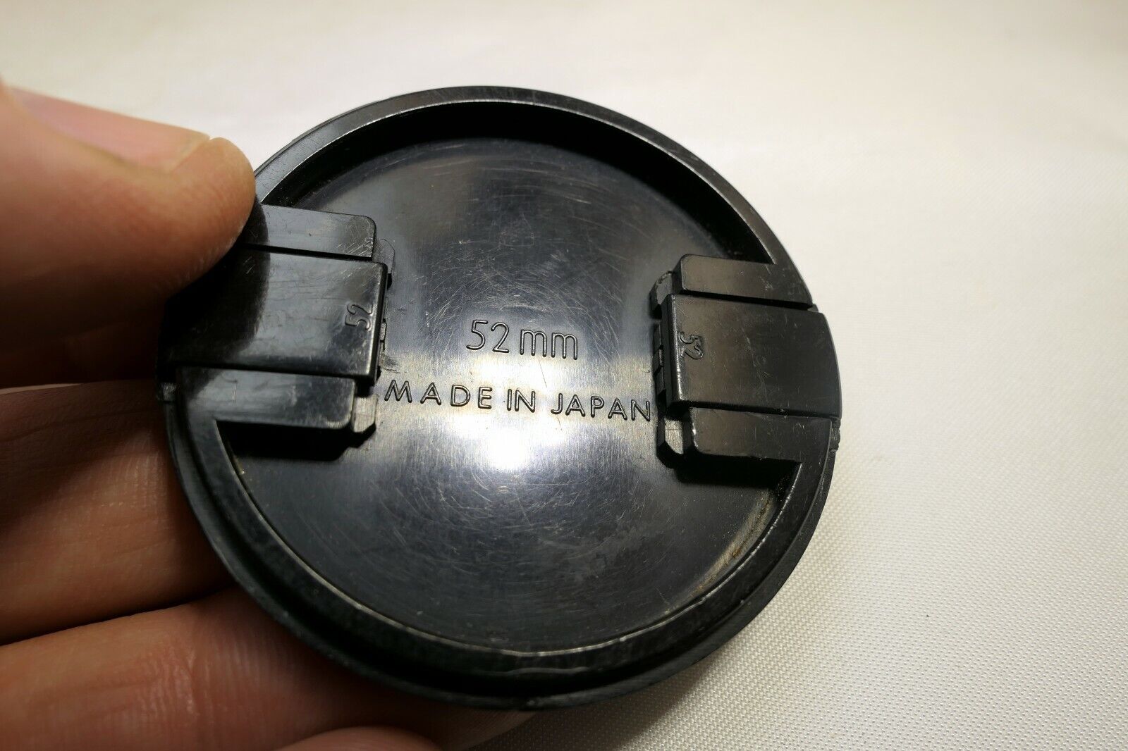 Sigma 52mm Front Lens Cap Snap on type all Black for Mini Wide angle 28mm prime