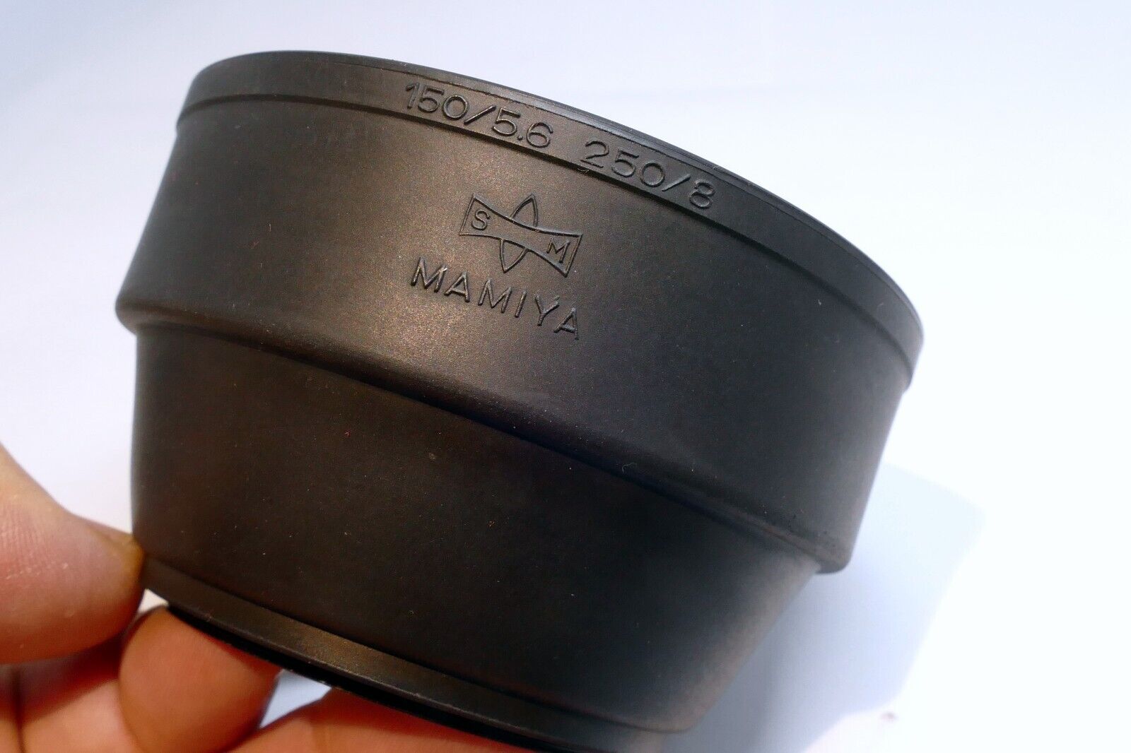 Mamiya 55mm Lens Shade Hood for  150mm f5.6 250mm f8 Universal Press - OEM