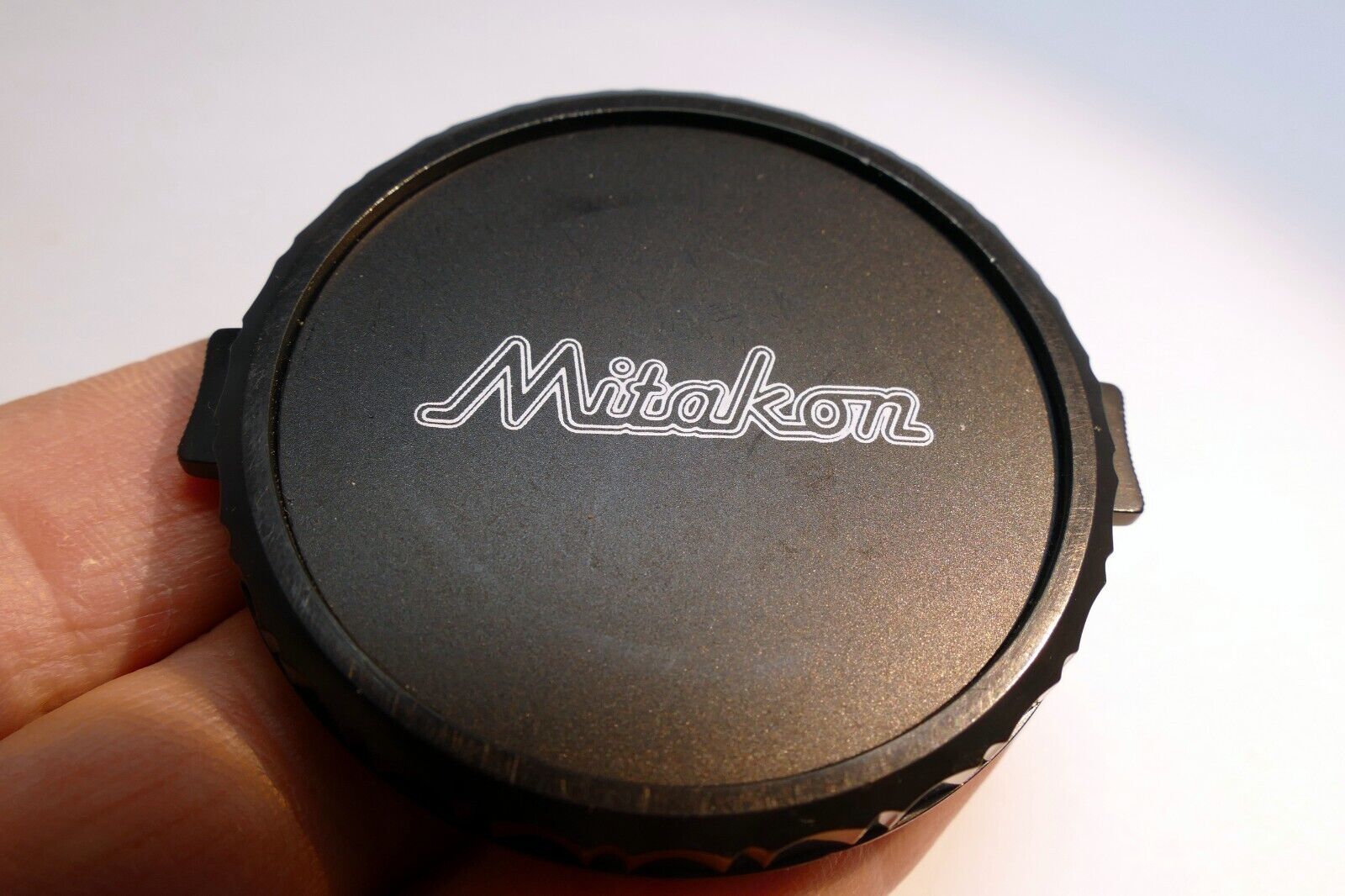 Mitakon 52mm snap on type Lens Front Cap  for 80-200mm