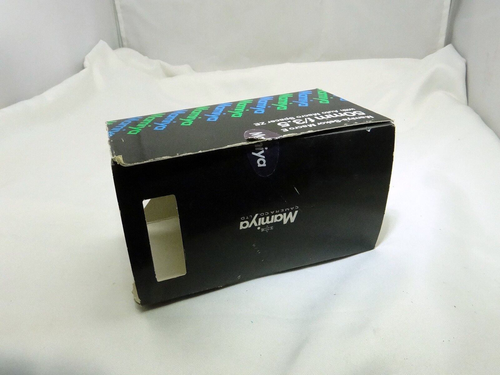 Empty box for Mamiya Sekor Macro E 50mm f3.5 Lens ZE with foam (damaged)