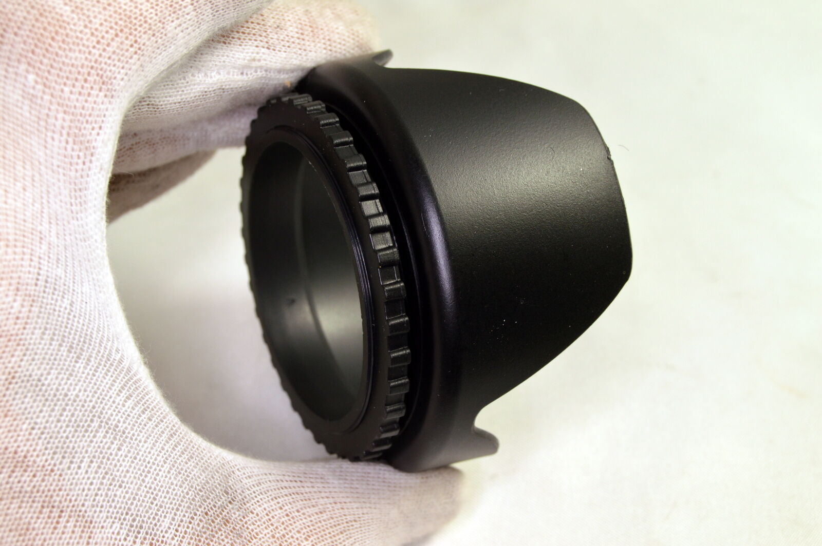 52mm Flower Petal Lens Hood Telephoto screw in type for 18-55mm AF-S lens shade