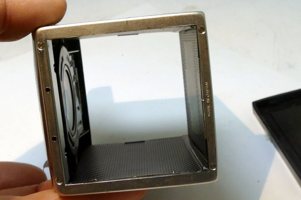 Zenza Bronica S2a EC Waist Level Finder 6X6 S - AS damaged for parts or repair