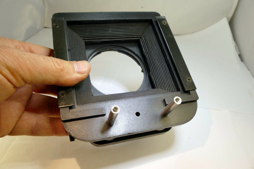 Lindahl Bellows lens Hood 31.1325 Bell-O-Shade Single 3X3 slot CF Hasselblad