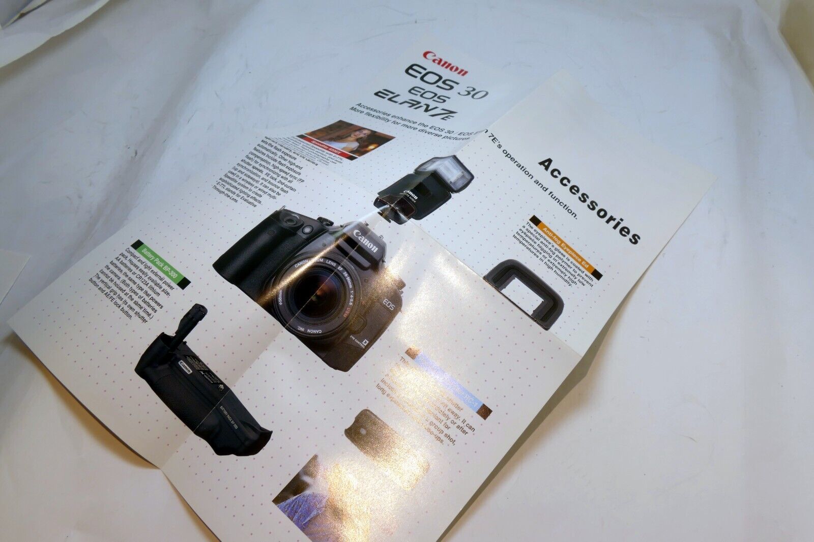 Canon EOS 30 Elan 7E Camera Brochure Accessory list