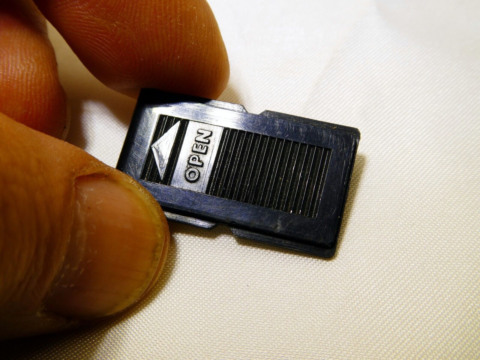 Flash Battery Door Cap for "Open"  