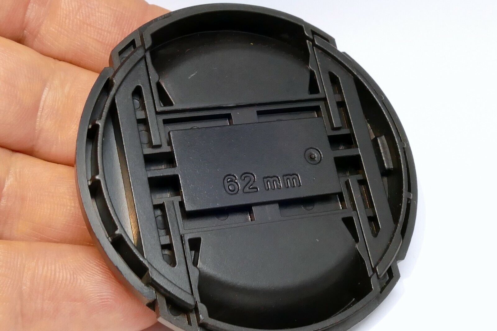 62mm Lens Front Cap snap on type Black