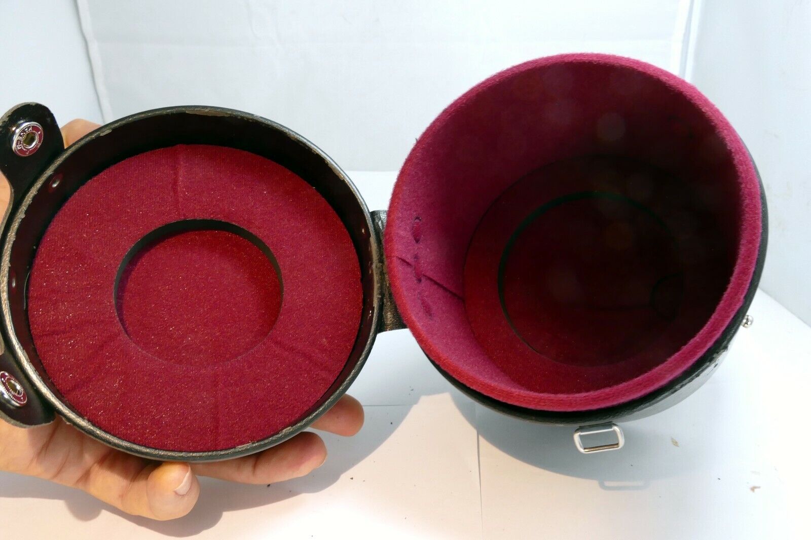 Canon LH-D14 Lens Hard Case (for 17-35mm F/2.8 L USM 16-35mm) Genuine