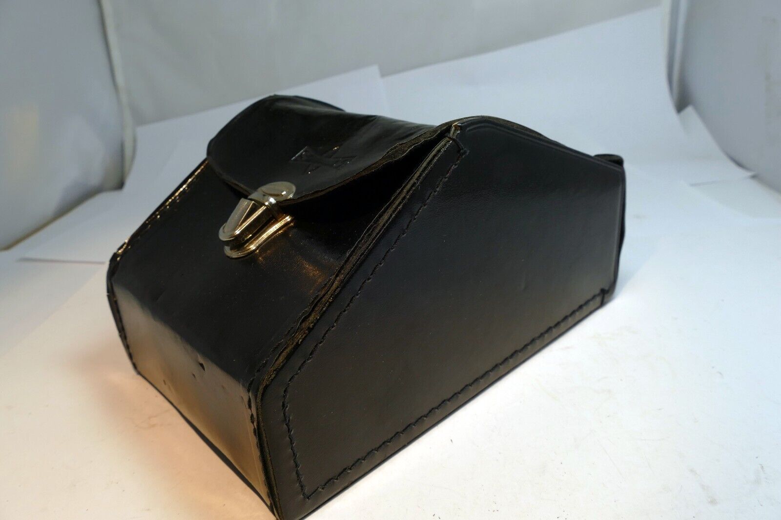Empty Case for Mamiya Cds RB67 Eye Level Prism Finder Plain