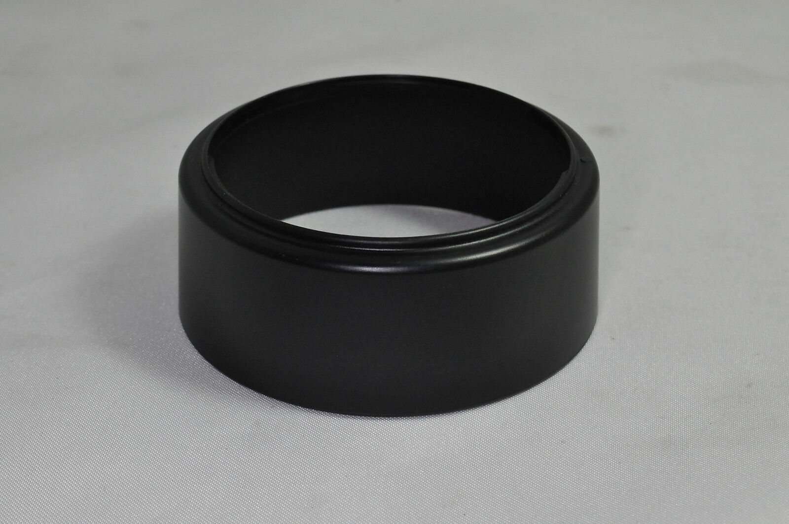 Plastic Lens Hood inner diameter 60.6mm (unknown brand) 5310021