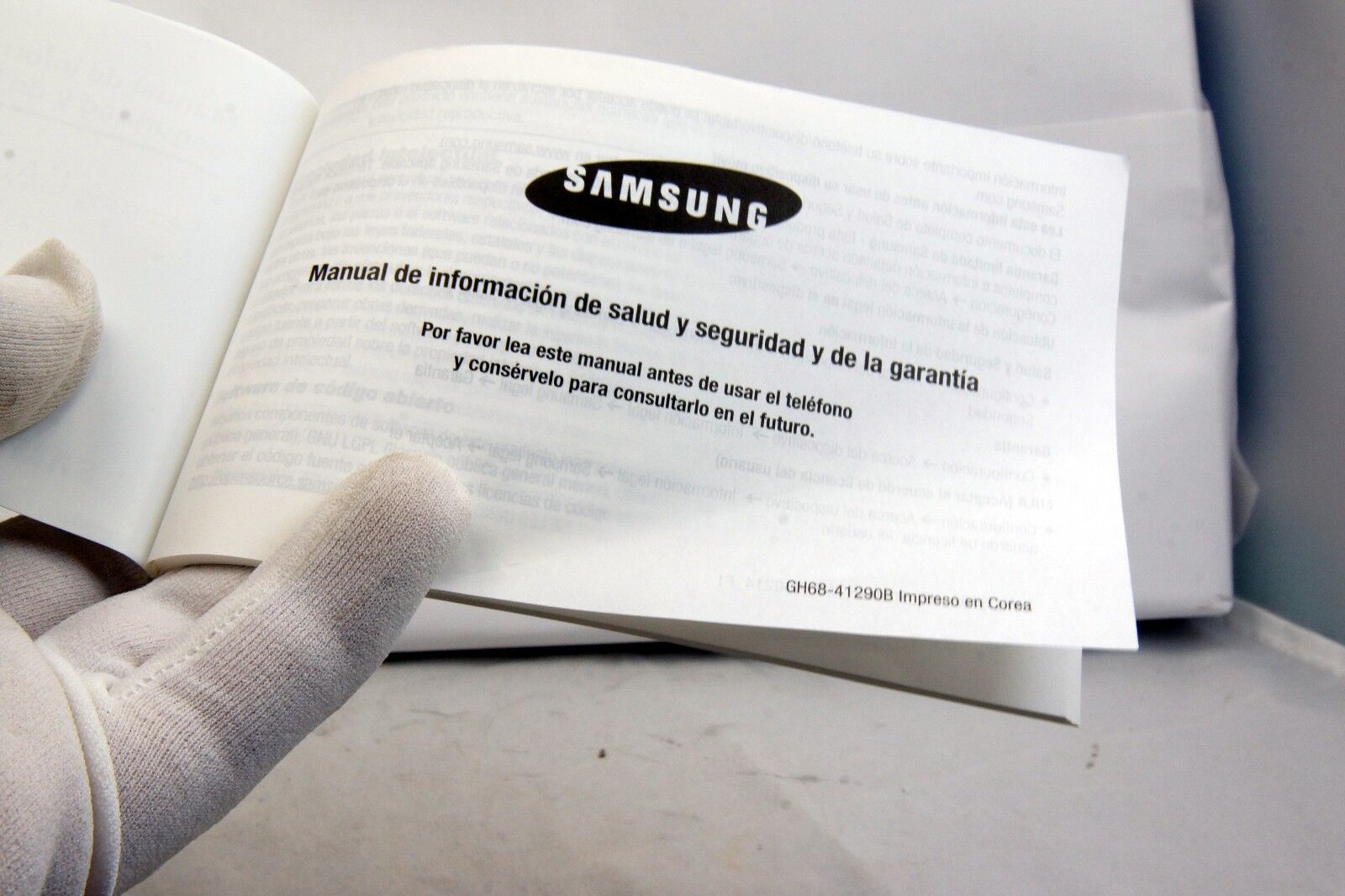 Samsung Galaxy S5 Active Phone Heath & Safety Guide English Espanol EN SP