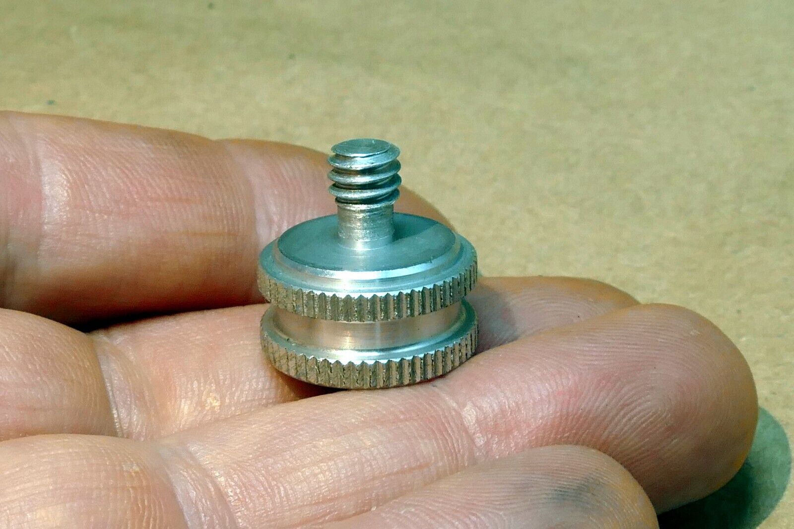 1/4" Screw for  Camera tripod vintage rangefinder