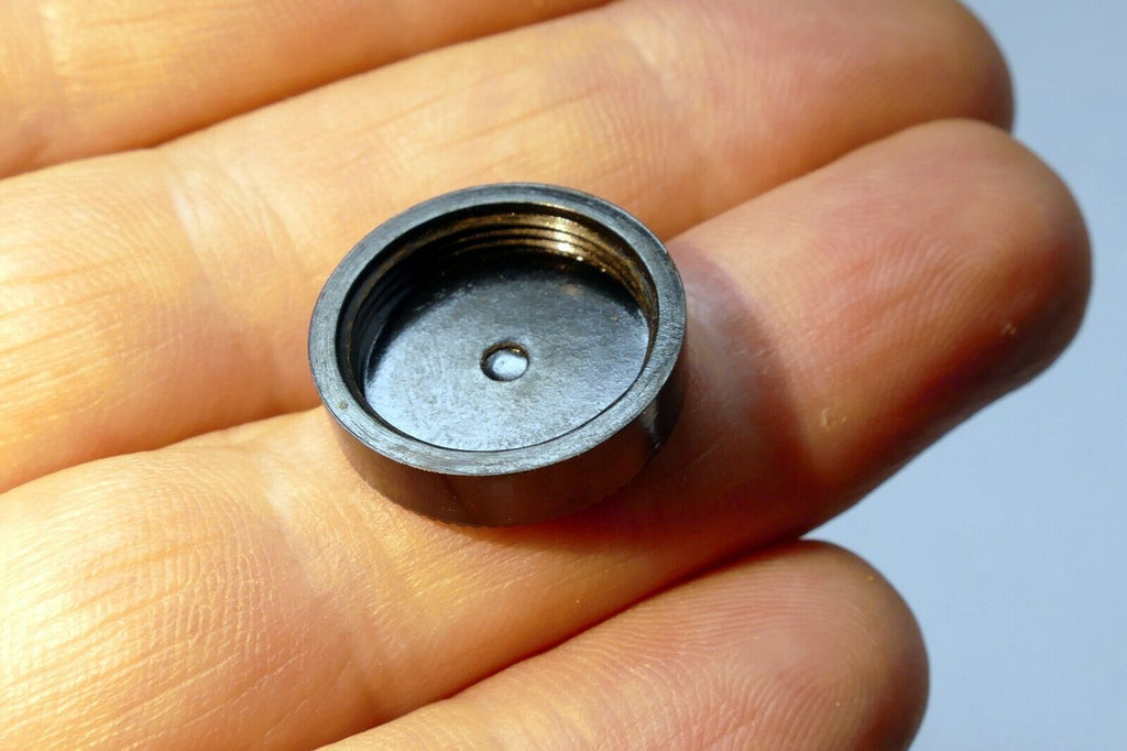 Ichizuka  15mm Screw-in Plastic Lens Front Cap for  1 1/2"  8mm f1.9 C-mount