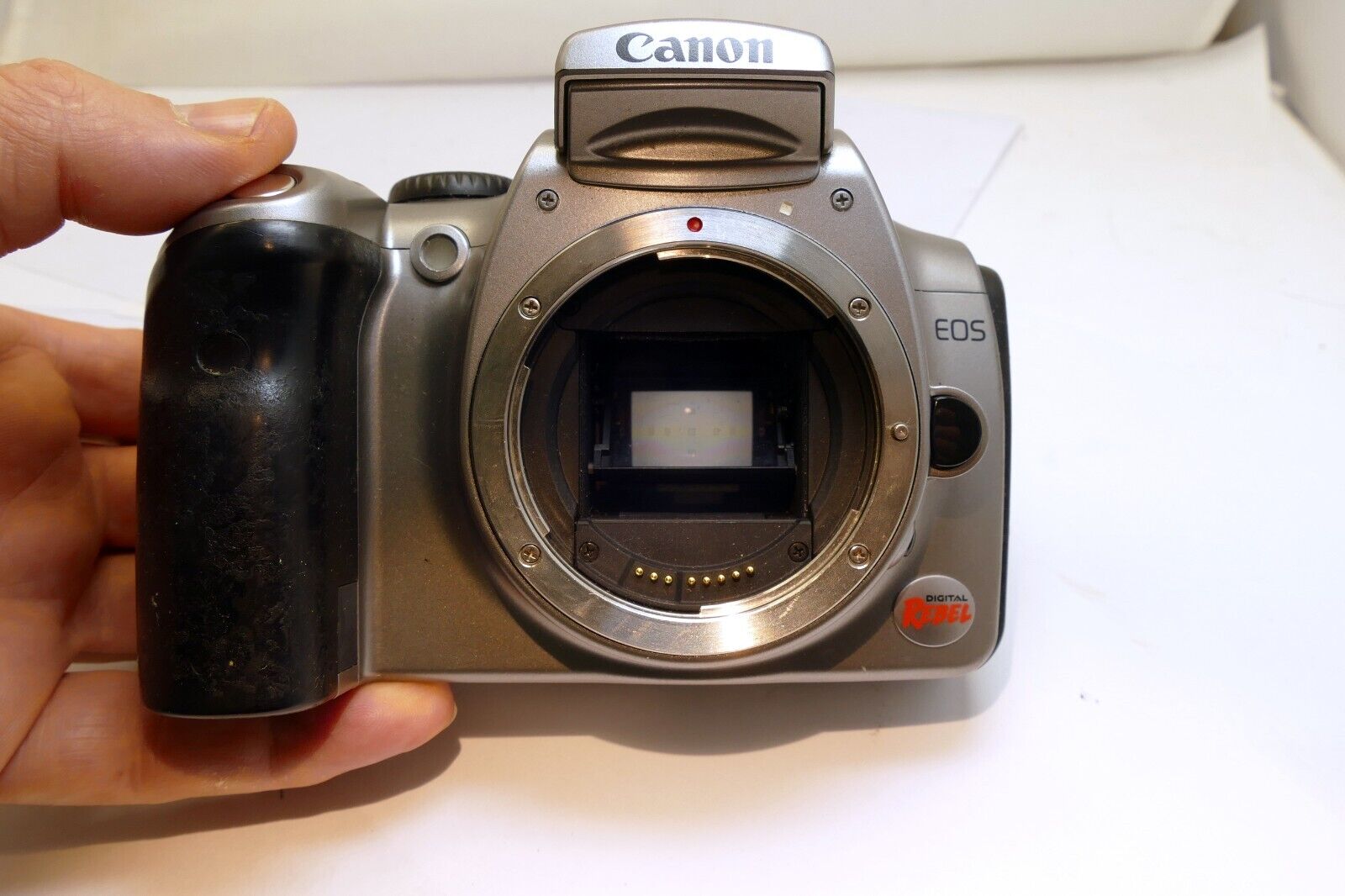 Canon EOS 300D 6MP Digital REBEL SLR Camera Silver (Body Only) - AS IS AS Found