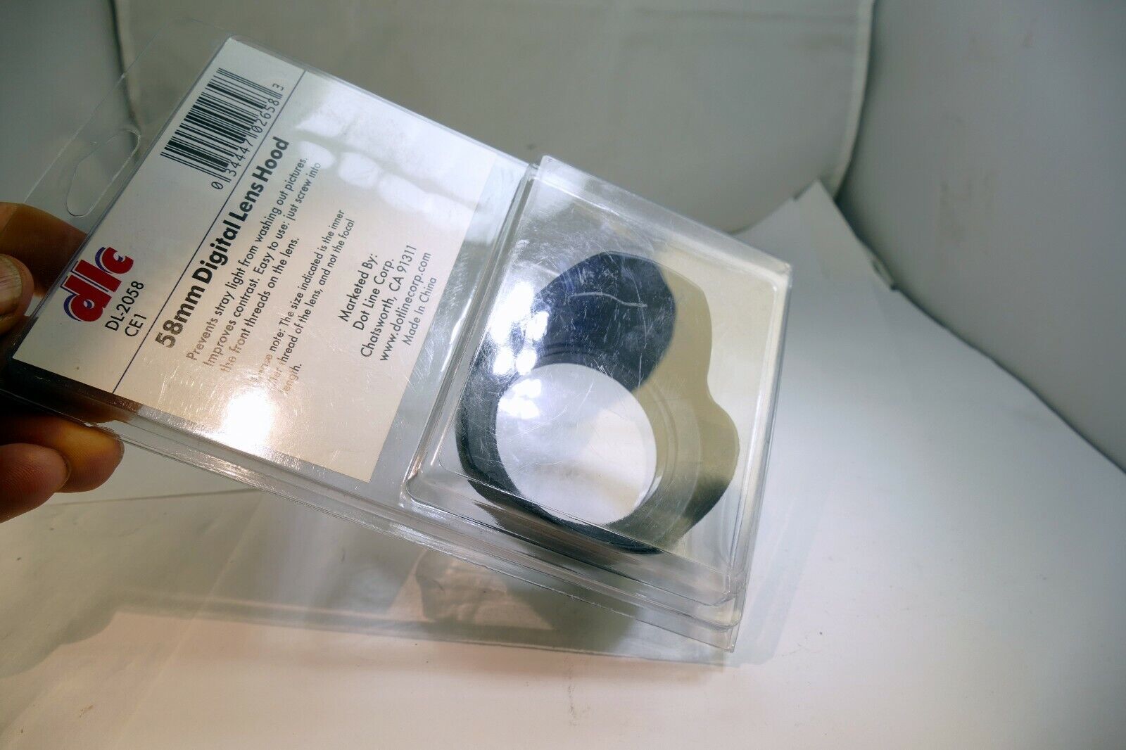 58mm Screw in Petal Lens Hood Shade