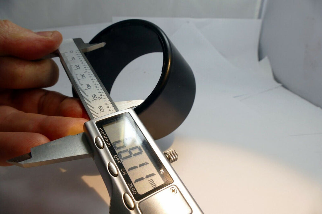 69.5mm ID Petal Shaped Plastic Lens Hood  Telephoto 70-300mm AF zoom