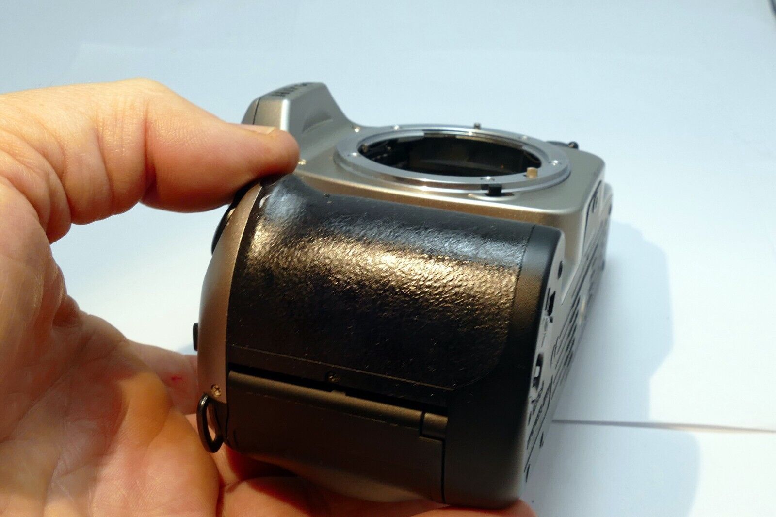 Nikon N65 Camera Body Only parts or repair - AS IS
