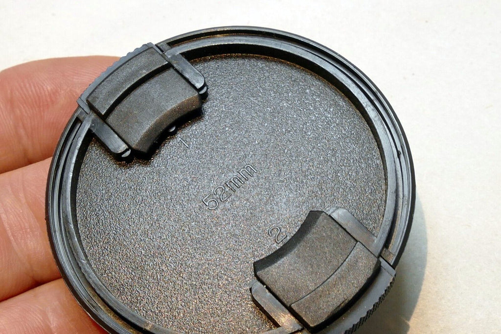 Vivitar 52mm lens front cap (snap on type) for 100mm f3.5 macro