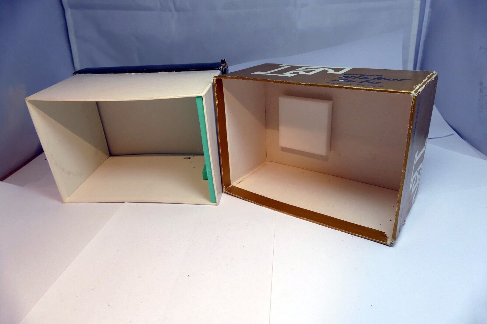 Empty Box for  Nikon Micro Nikkor 55mm f3.5 F Non Ai lens  ( an empty box only)