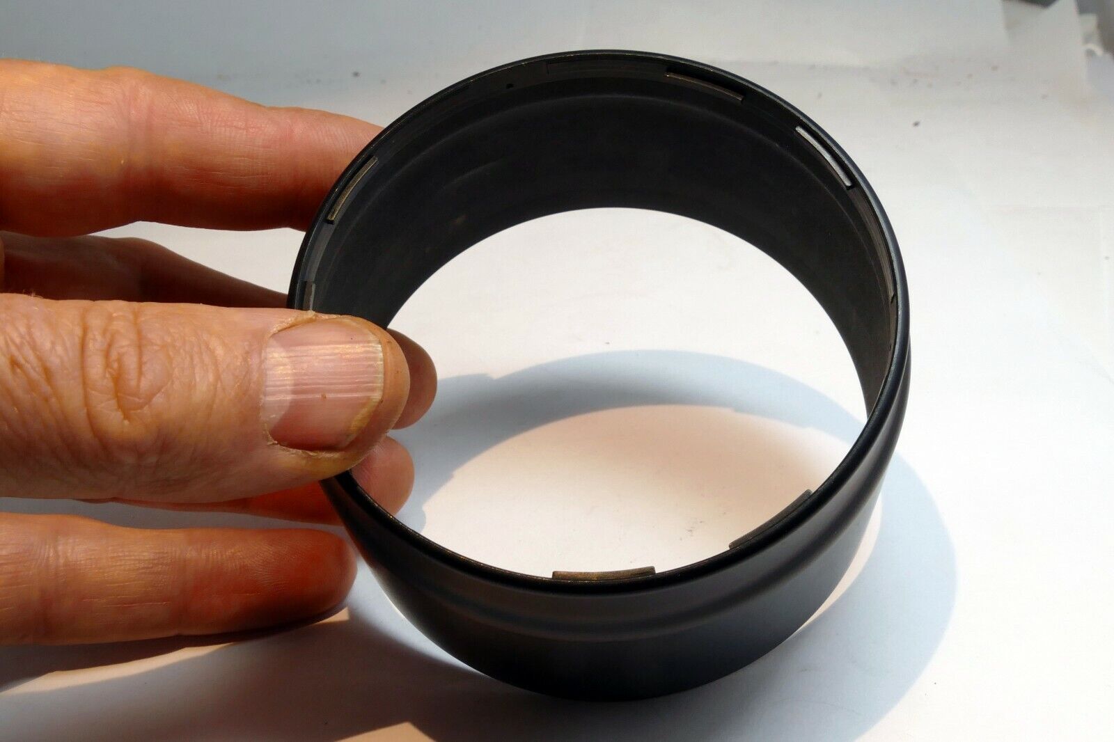 Lens Hood Shade twist on type for 72mm  rim
