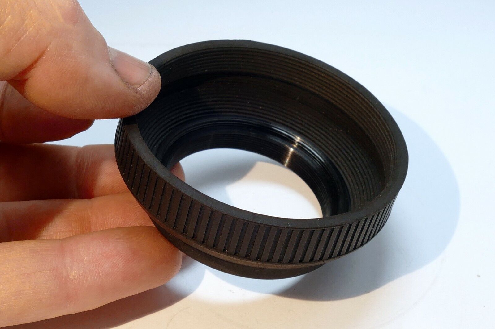 46mm screw in  Rubber Lens Hood Shade collapsible for telephoto 50mm 85mm lenses