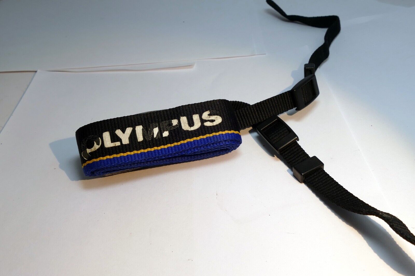 Olympus OM-D Camera Neck Shoulder Strap 2.5cm wide  Black- Blue - genuine OEM