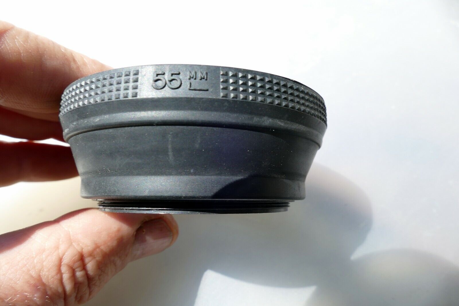 55mm Rubber Lens Hood Shade double threaded in the front for 55mm f1.4 f1.8