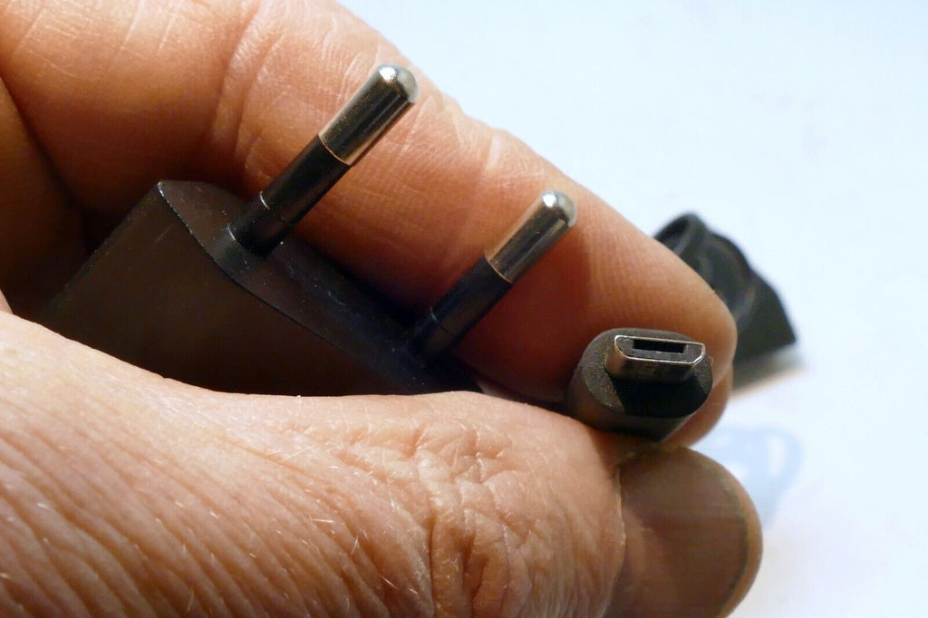 Nokia AC-18E AC Adapter 5V 550mA Charger Power Supply Europlug AC530 & US Plug