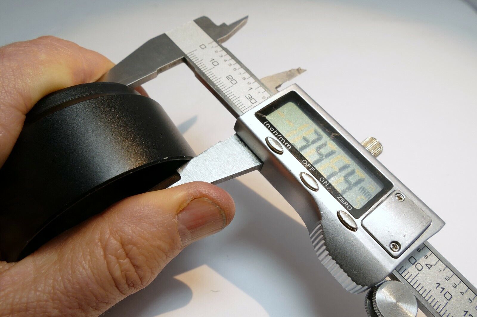 Metal LENS Hood Shade damaged missing threads 54mm ID