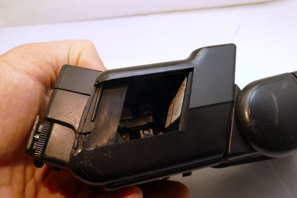 Vivitar 736AFC Auto focus zoom - not working missing door - AS IS parts