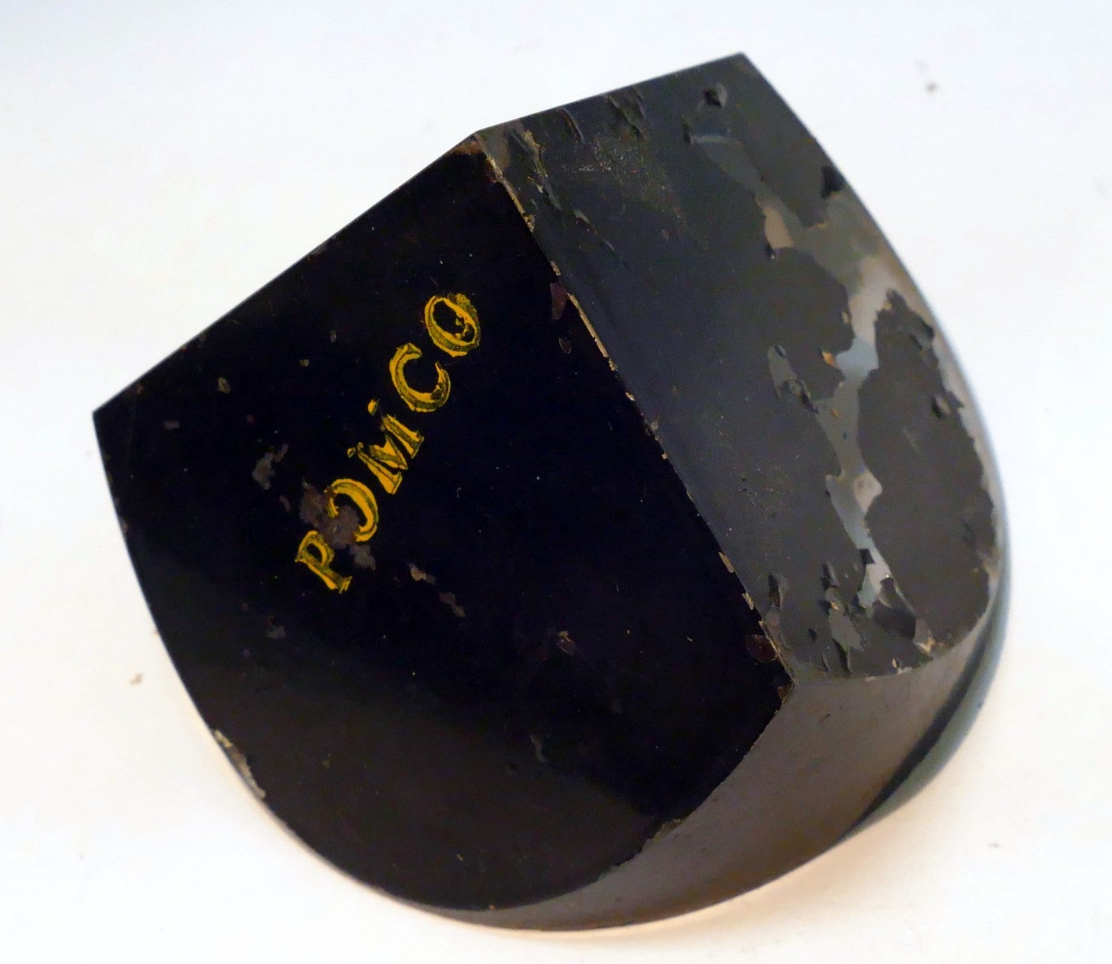 POMCO 2.8" OD Round 90 degree prism corner cube