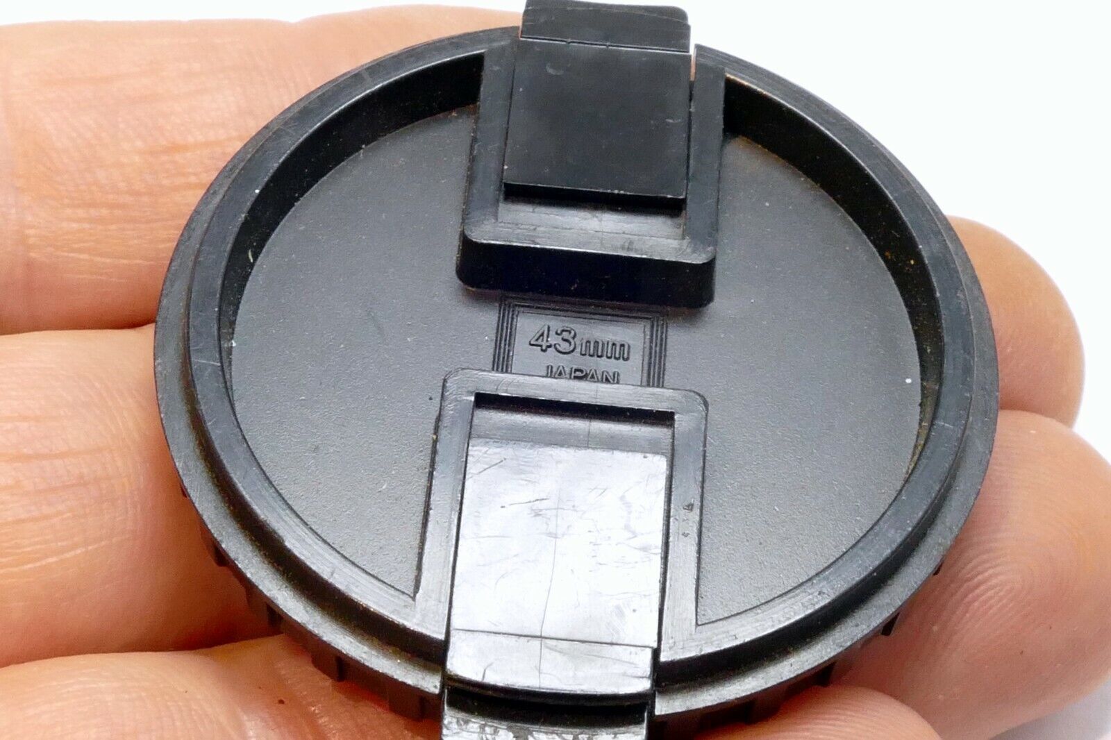 Front Lens Cap 43mm snap on type plastic  43 mm