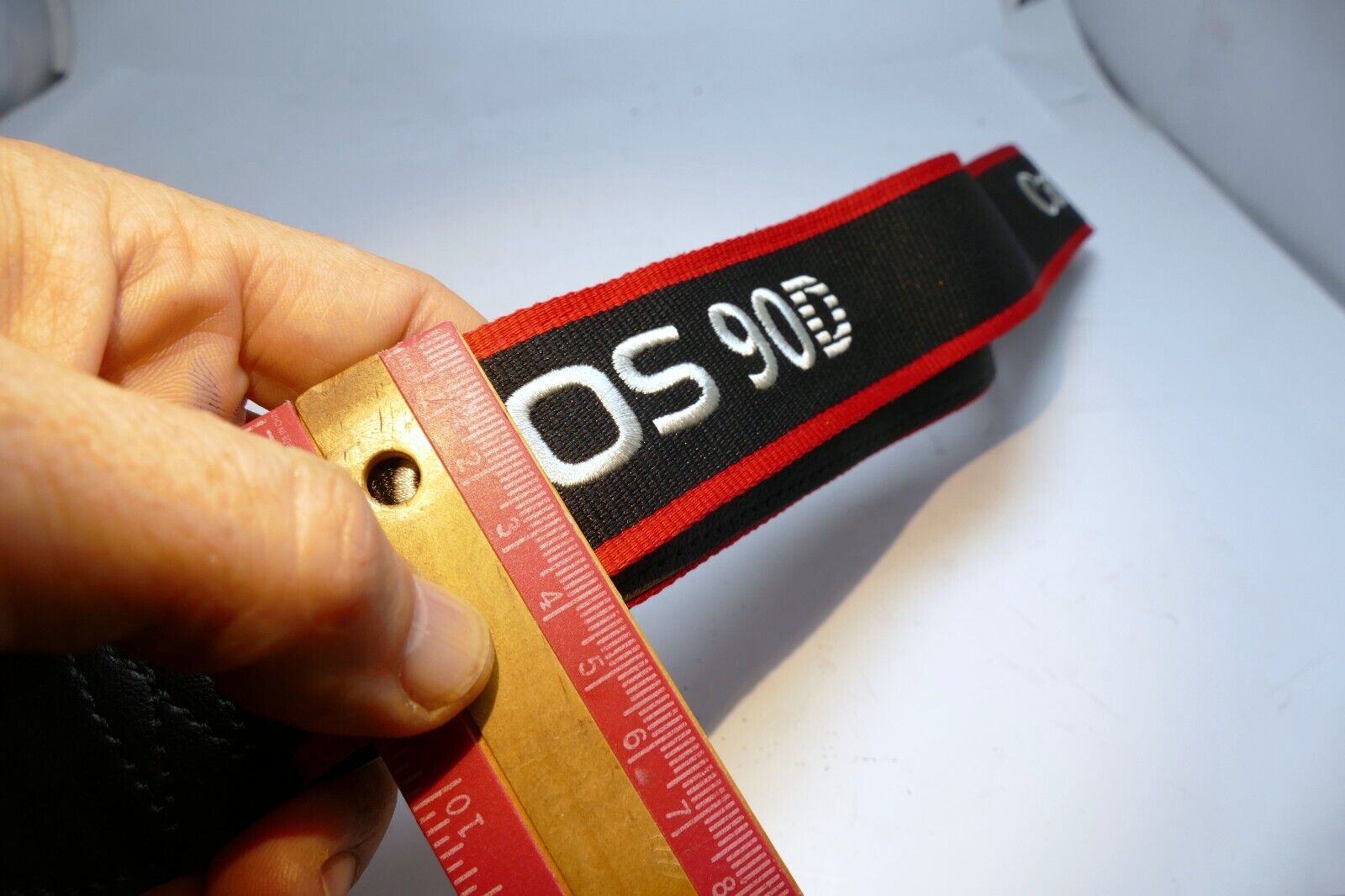 Canon EOS 90D Digital Camera Neck Shoulder Strap Black-Red - -  Genuine OEM