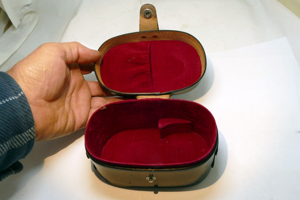 Mamiya Lens case for Sekor 65mm f4.5 hard case  for TLR  lenses (black)