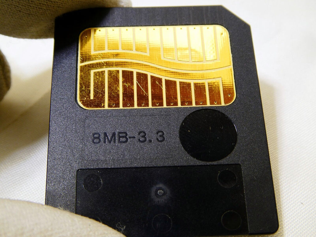 Olympus 8MB SmartMedia Card - M-8P 3.3 D3V20 memory