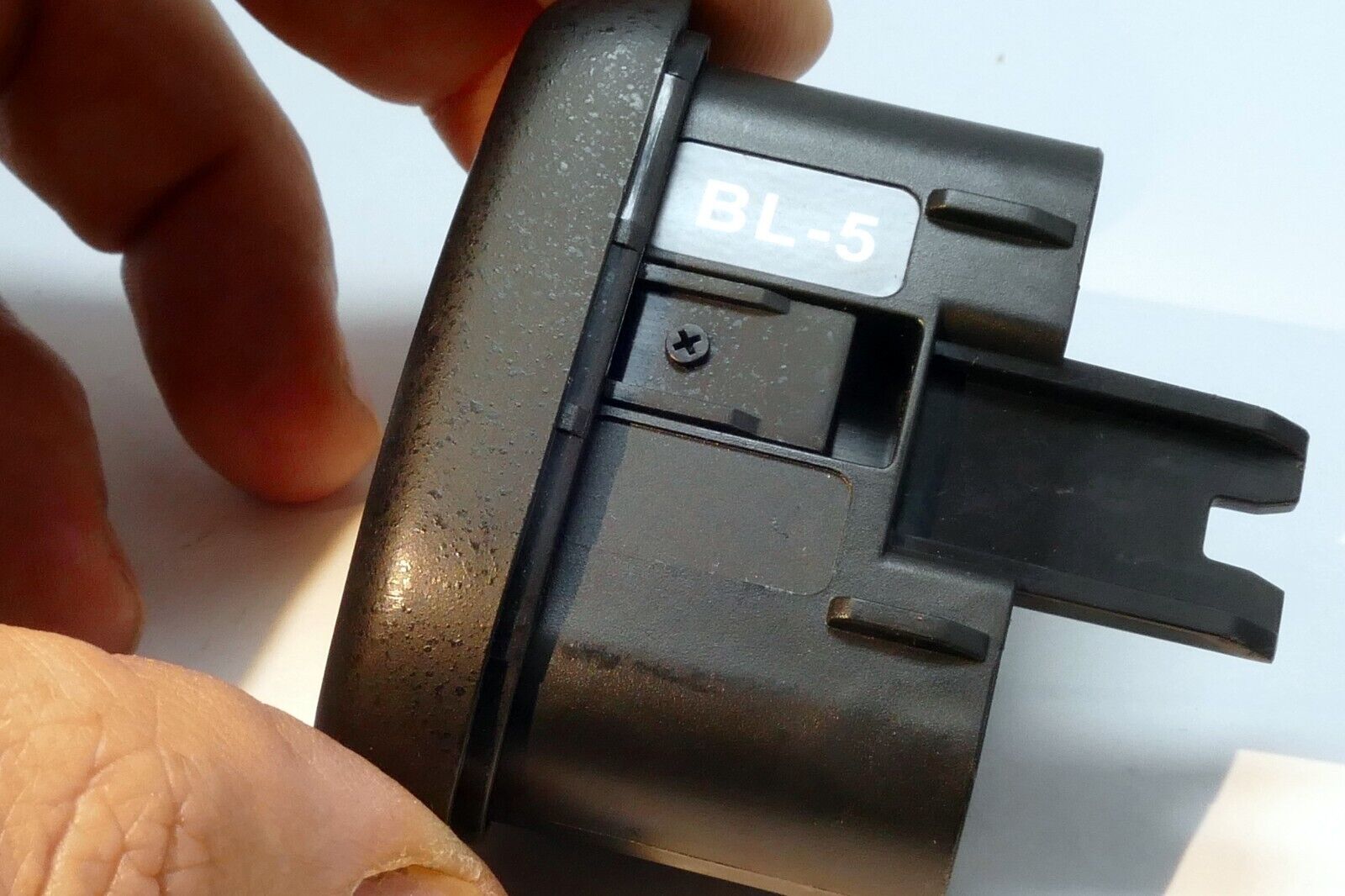 BL-5 Battery Chamber Cover Cap for MB-D12 Battery Pack D800 D850 D810 - Damaged