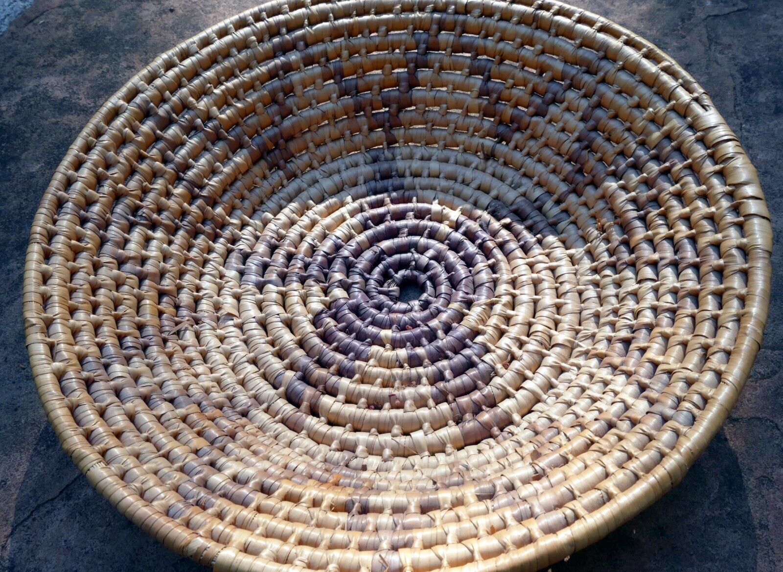 10" Basket Bowl Handwoven Natural Sea Grass Woven Boho Tribal star pattern