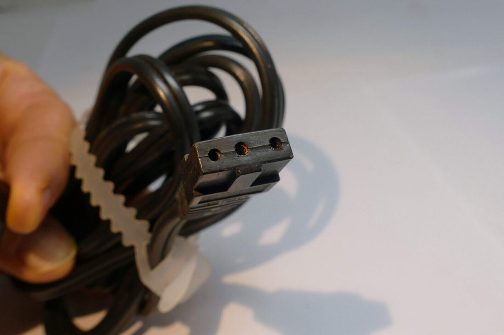 Vivitar SB-1 AC Cord Adapter cable  for use with V152/252/253 Electronic Flash