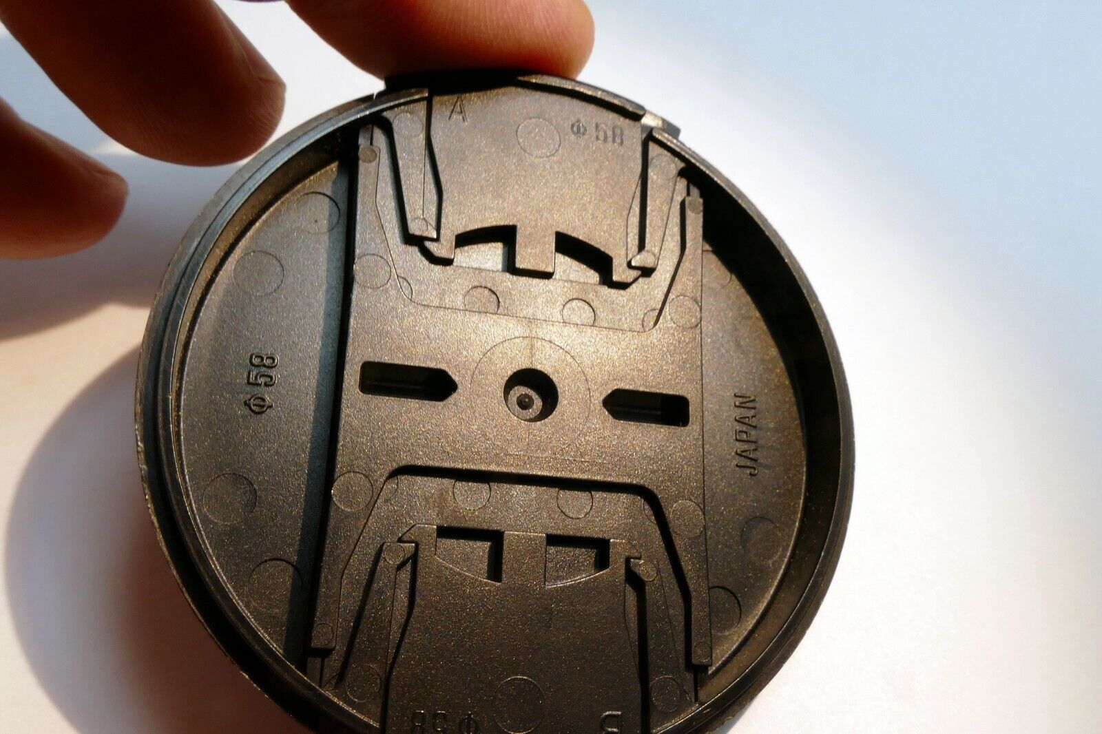 Tamron Front lens cap 58mm for  28-105mm f4-5.6 lens AF telephoto