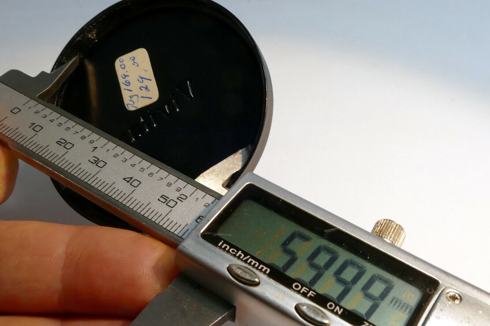 Vivitar 58mm Front lens cap Metal slip on type for  135mm f/2.5