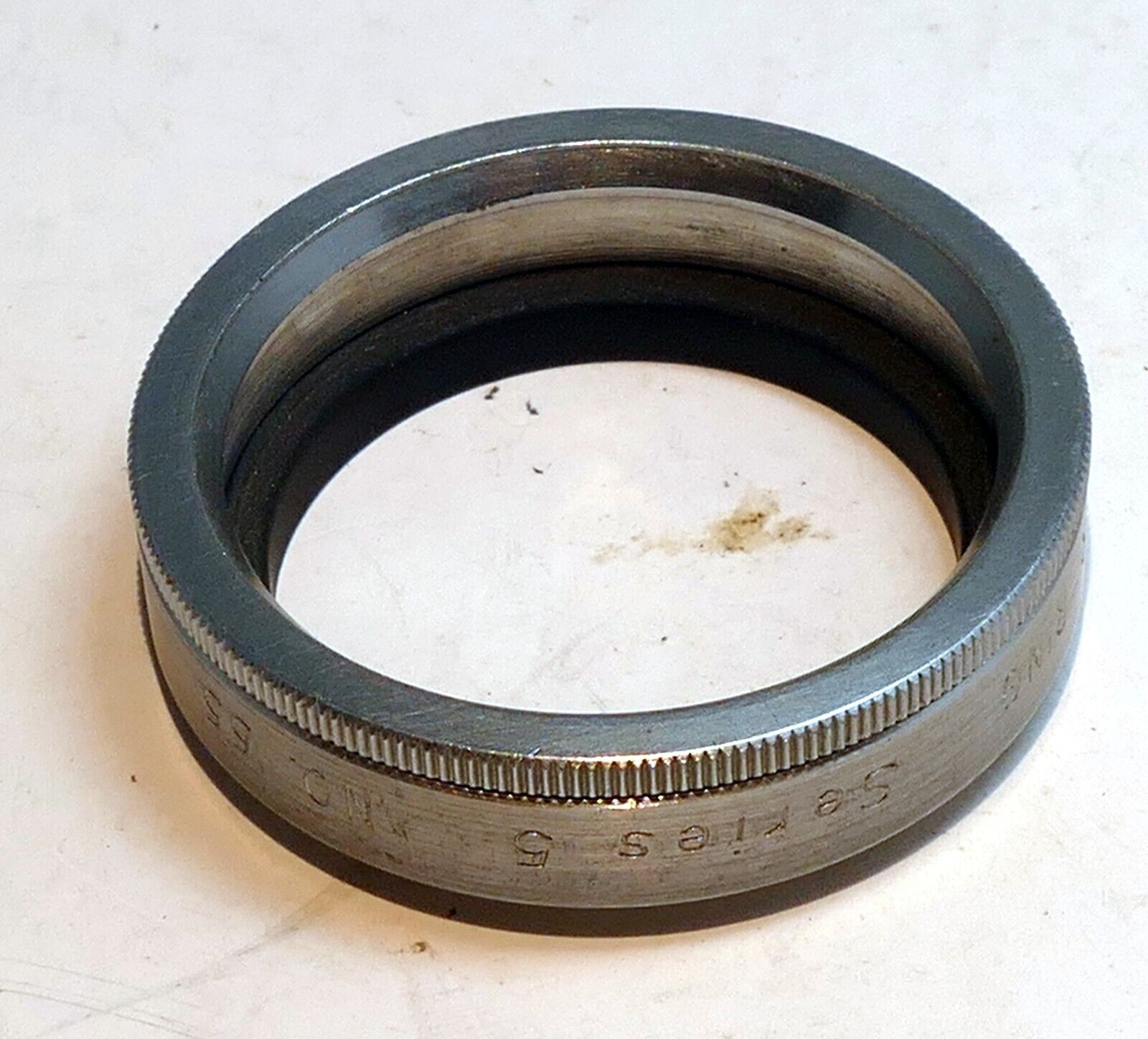 29mm OD  to series V 33.3mm metal filter holder adapter w/ Male threads No 55