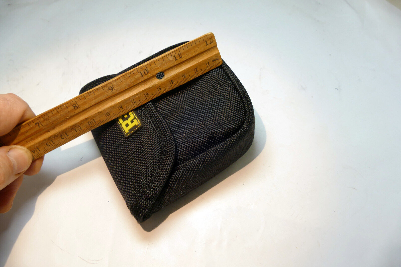 Ruggard Soft Filter Pouch Wallet Case for 72mm 77mm 82mm (holds 3) Belt clip on