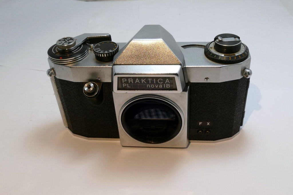 PRAKTICA PL Nova I B camera body only M42