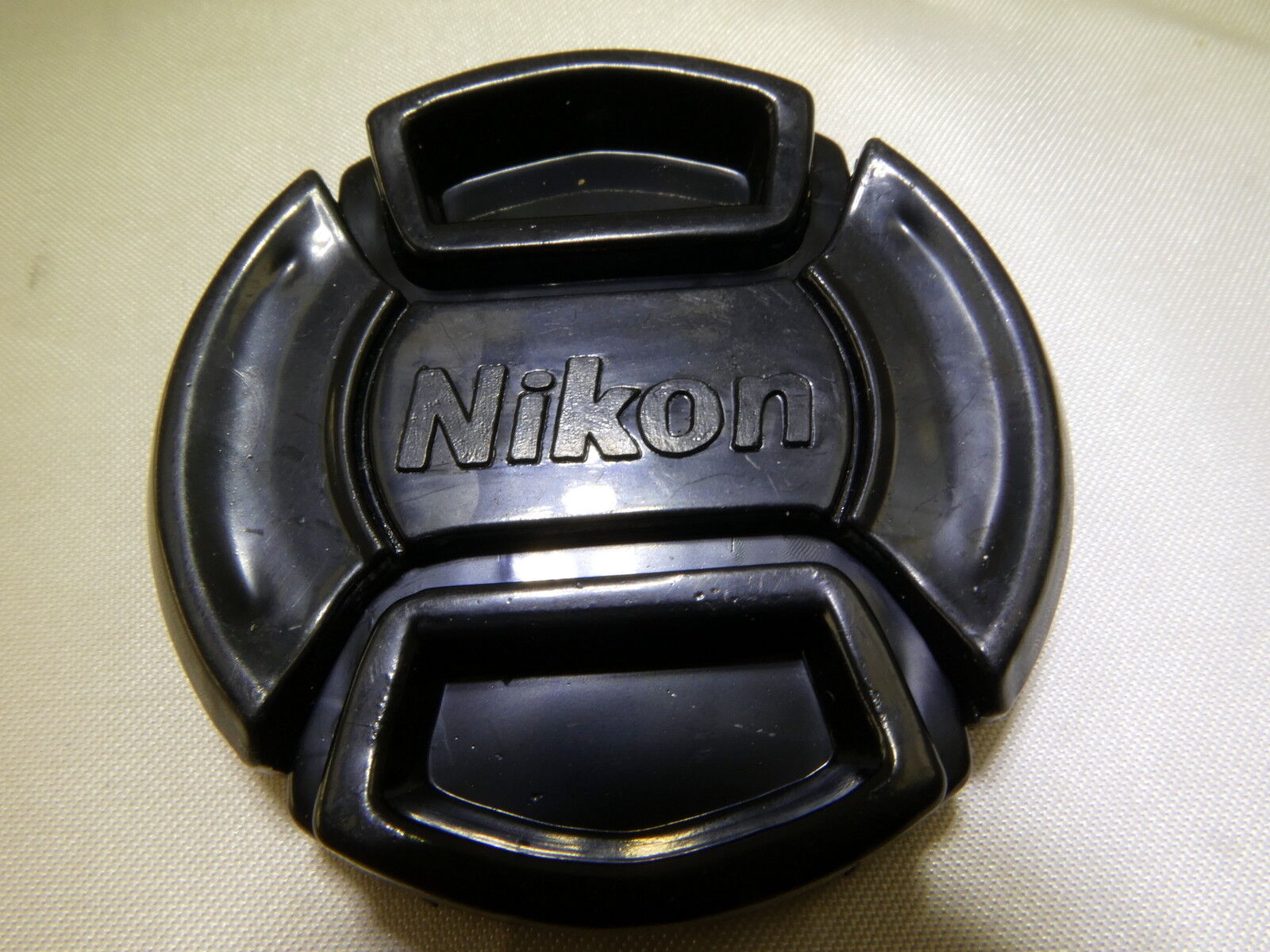 Aftermarket  52mm Black Front Lens Cap Snap On for  18-55mm AF-S